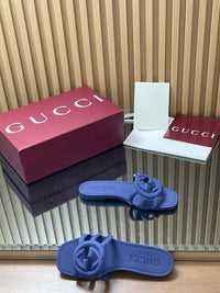 Interlocking G Slide Sandals