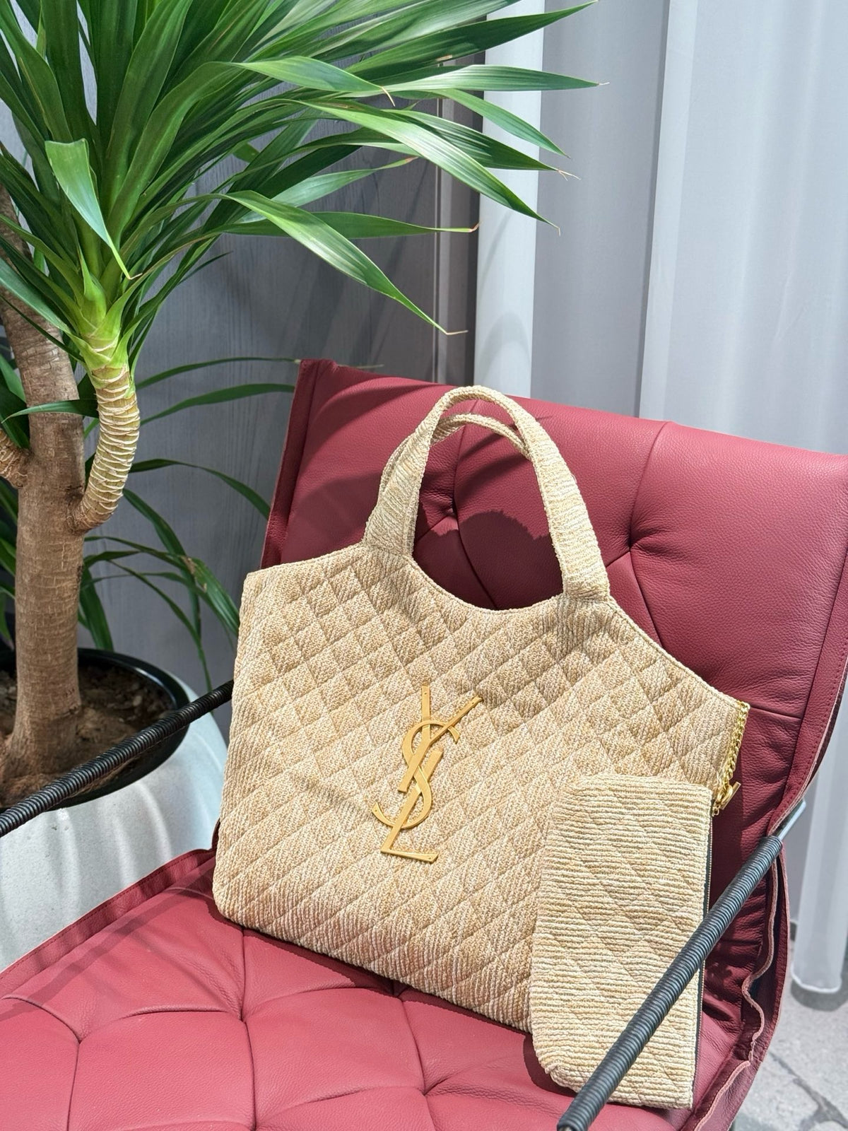Icare Maxi Shopping Bag Beige