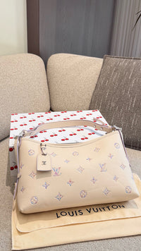 Carryall East-West Bag