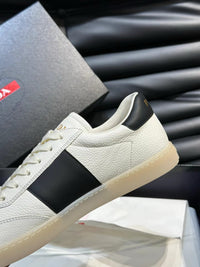 Logo Trainers