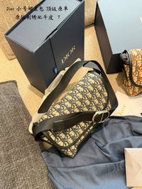 Jett Messenger Bag