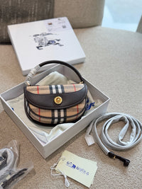 Highlands Crossbody Bag