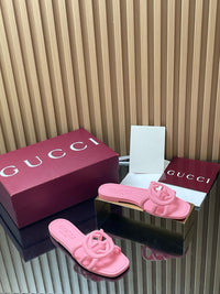 Interlocking G Slide Sandals