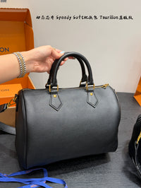 Low Key Speedy Soft Bag