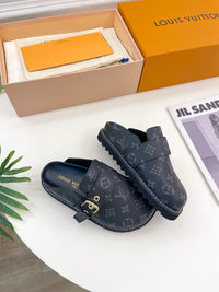 Cosy Flat Comfort Clogs