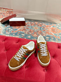 Low Top Sneakers