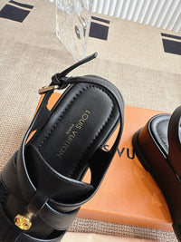 Maya Flatform Sandals