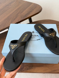 26S Leather Thong Sandals