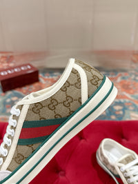 Low Top Sneakers