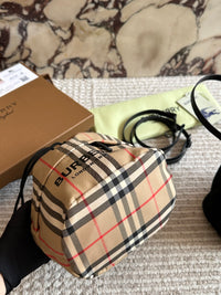 Icon Stripe Nylon Drawcord Pouch