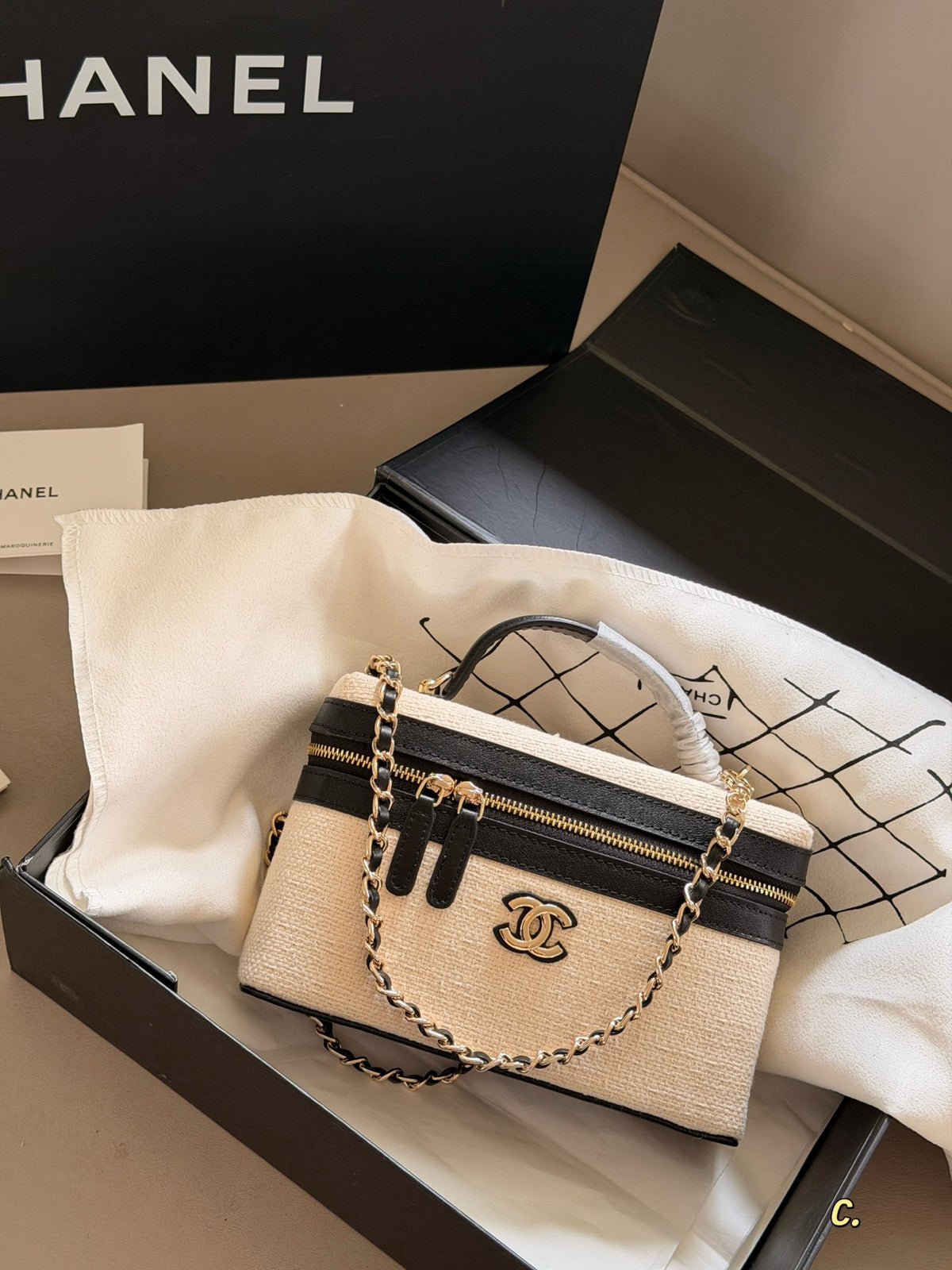 Vanity Case