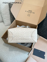 City Tote Bag