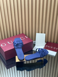 Interlocking G Slide Sandals