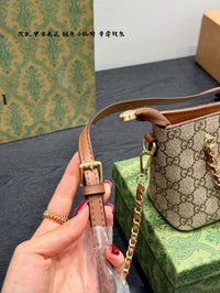 Supreme Mini Chain Shoulder Bag