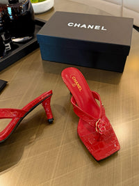 Camellia Thong Mules