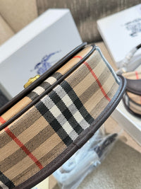Highlands Crossbody Bag