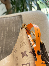 Vagabond Hobo Bag