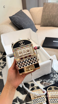 23C Slot Machine Minaudière