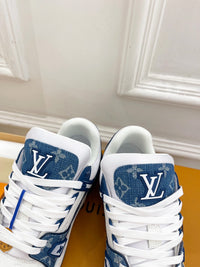 Logo Trainers