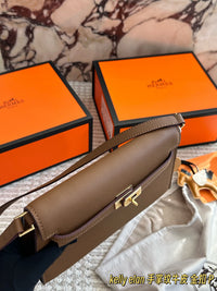 Kelly Classique To Go Wallet