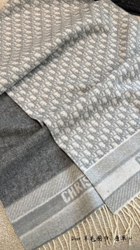 Oblique Scarf