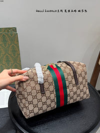Essence Boston Bag