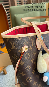 Neverfull MM Tote Bag
