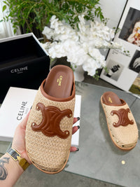 Pitea Clogs