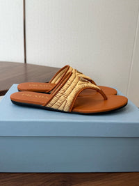 26S Leather Thong Sandals