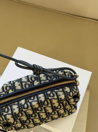 Bow Pouch