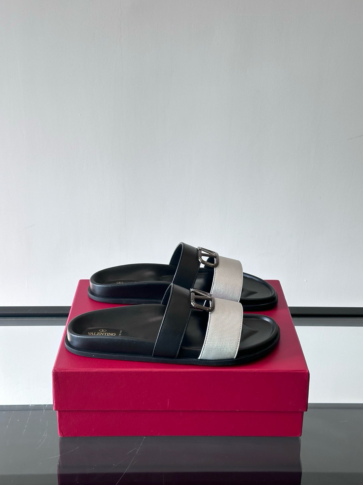 Garavani VLogo Calf Leather Slides