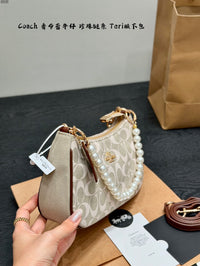 Teri Shoulder Bag