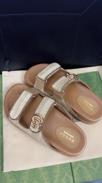 Double G-Plaque Raffia Sandals