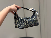 Travel Nomad Pouch