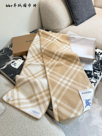 Check Wool Scarf