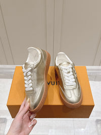 Frontrow Sneakers