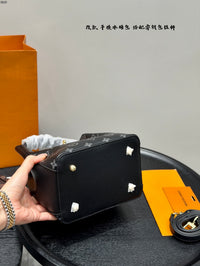 Capucines Mini Bag