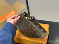Pochette Coussin Chain Pouch