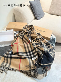 Reversible Knight Cashmere Scarf