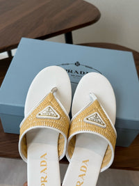 26S Leather Thong Sandals
