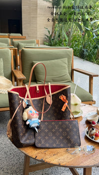 Neverfull MM Tote Bag