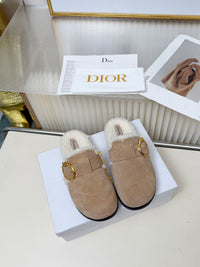 Médaillon Buckle Mules