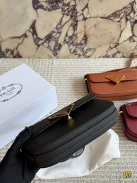 Emblème Shoulder Bag