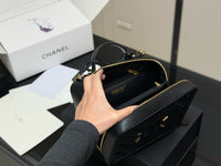 Filigree Vanity Case