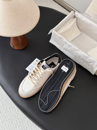 26S True Star Sneakers