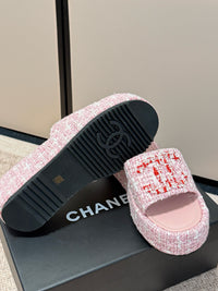 26K Platform Slides