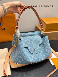 Capucines Bag