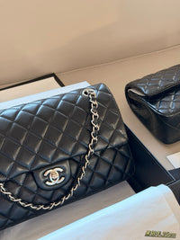 Classic Flap Bag Lambskin
