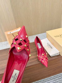 Garavani Studdy Pumps