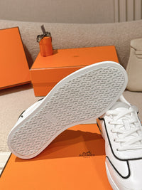 Boomerang Sneakers